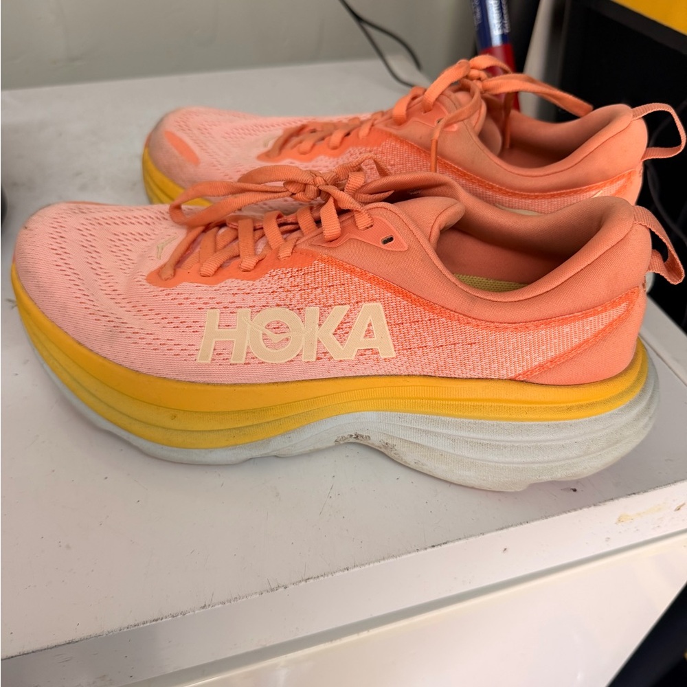 Hoka Women's Bondi 8